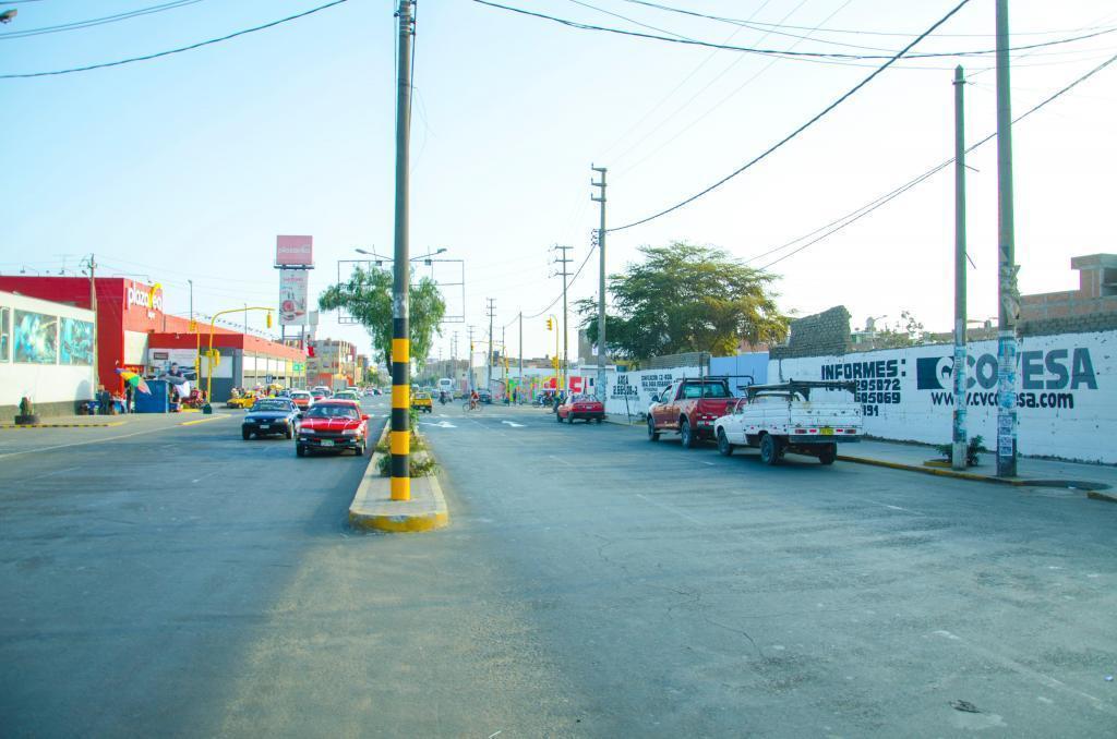 TERRENO COMERCIAL EN AVENIDA