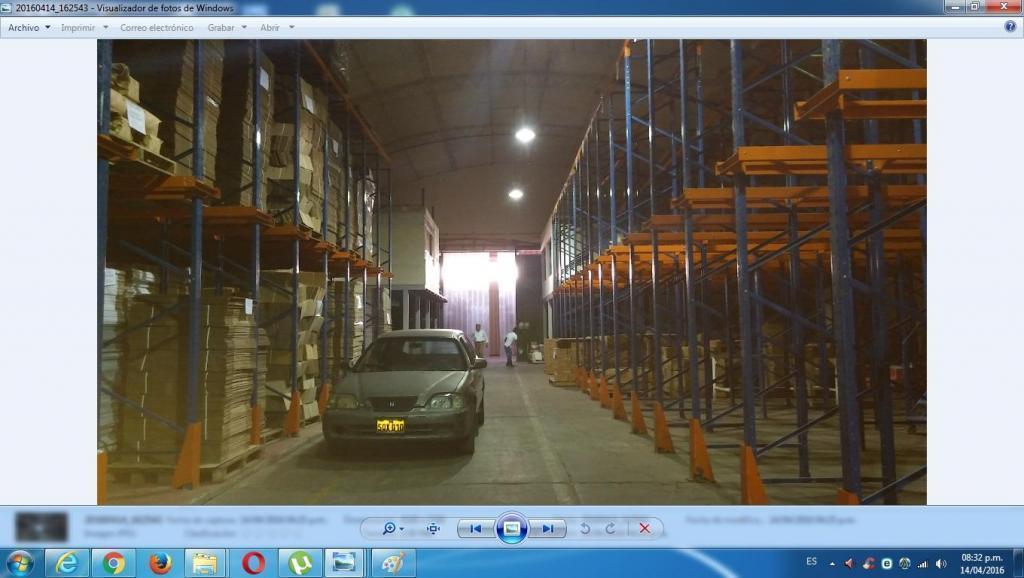 LOCAL INDUSTRIAL 2,100 m2 O 1,050 m2 VENDO PARQUE INDUSTRIA COMERCIO