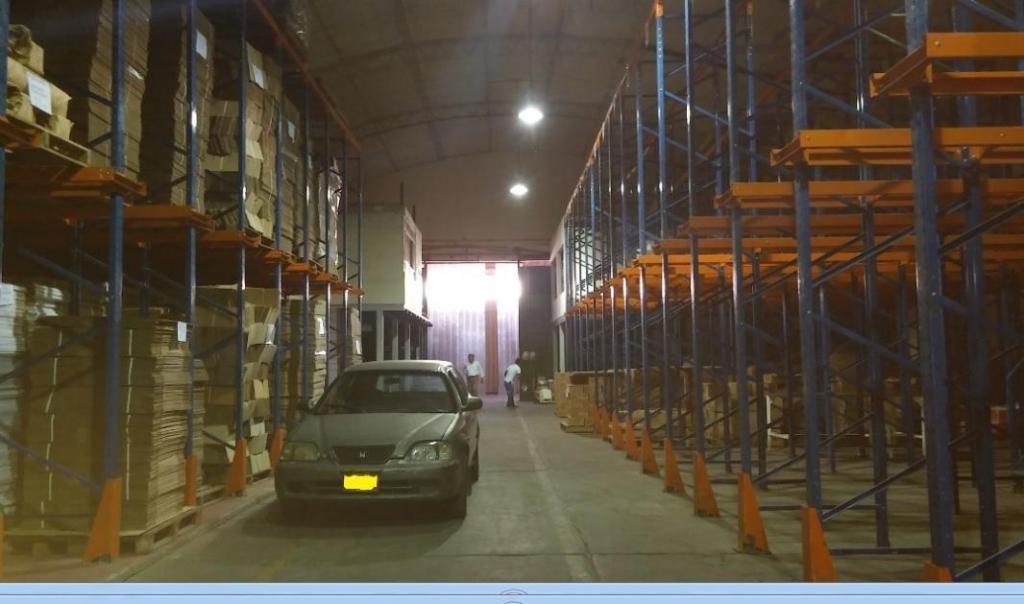 LOCAL INDUSTRIAL 2,100 m2 O 1,050 m2 VENDO PARQUE INDUSTRIA COMERCIO