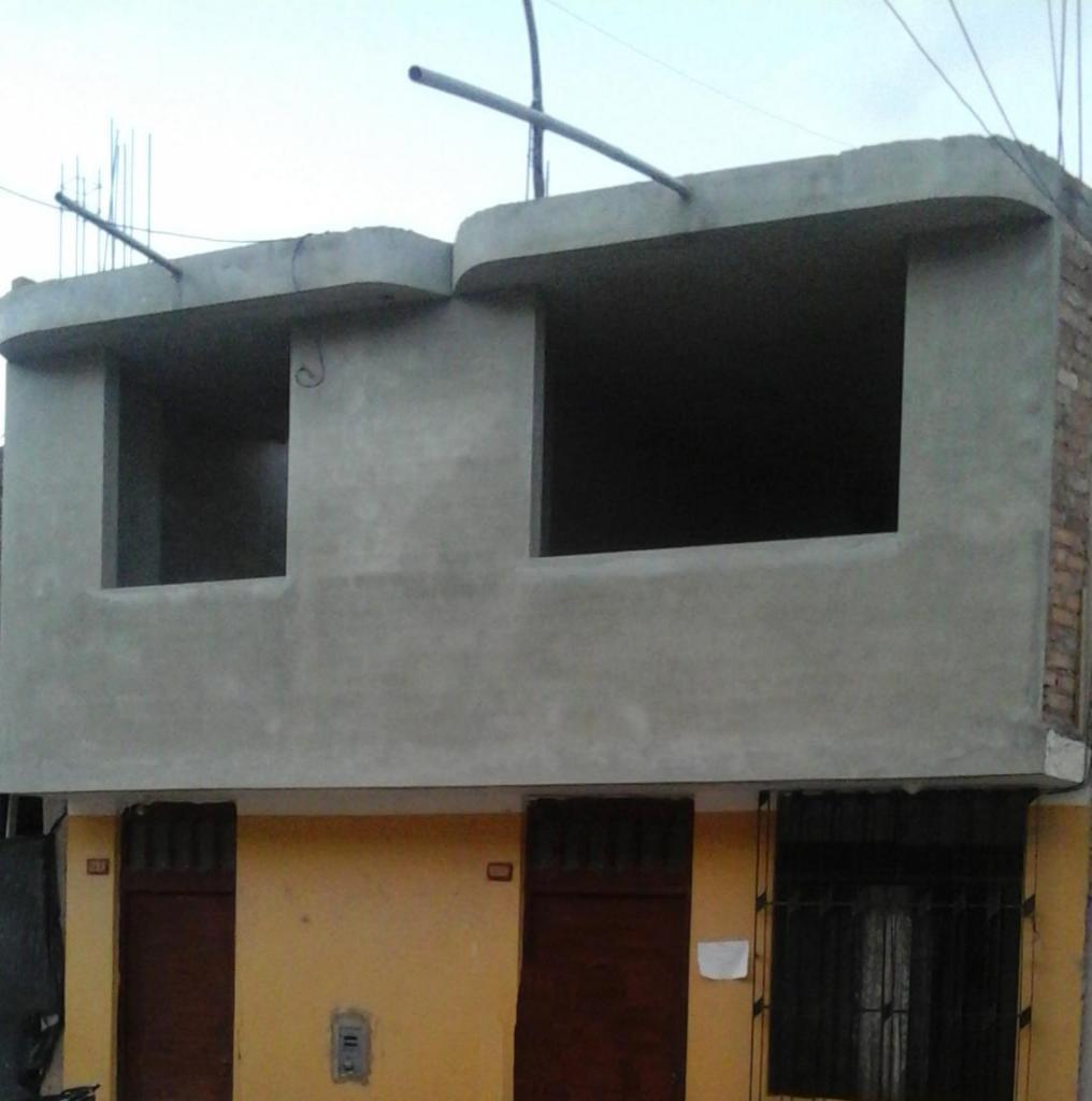 Por motivos de viaje vendo una casa. cel 995660941