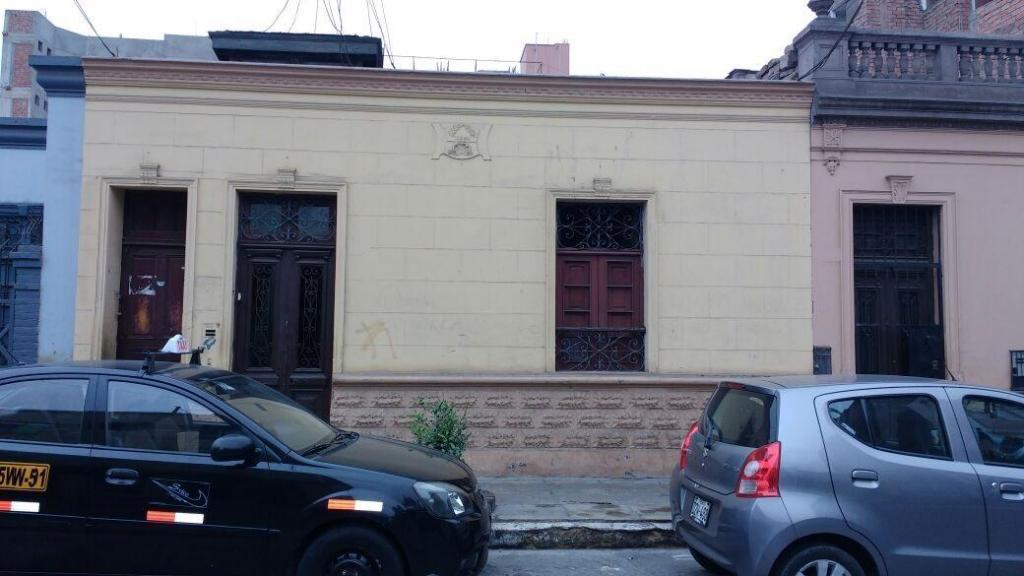 SE VENDE CASA COMO TERRENO EN BREÑA VT HASTA 6 PISOS