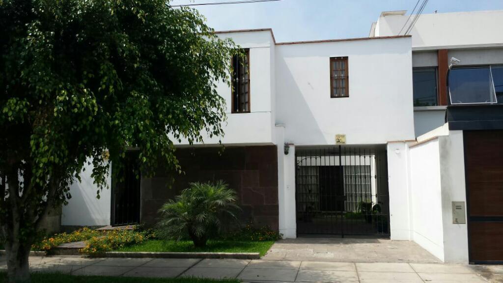 Vendo Casa en San Isidro