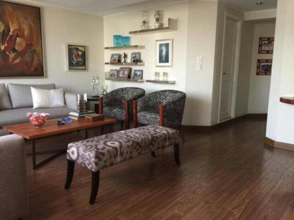 Departamento en Venta con Cochera