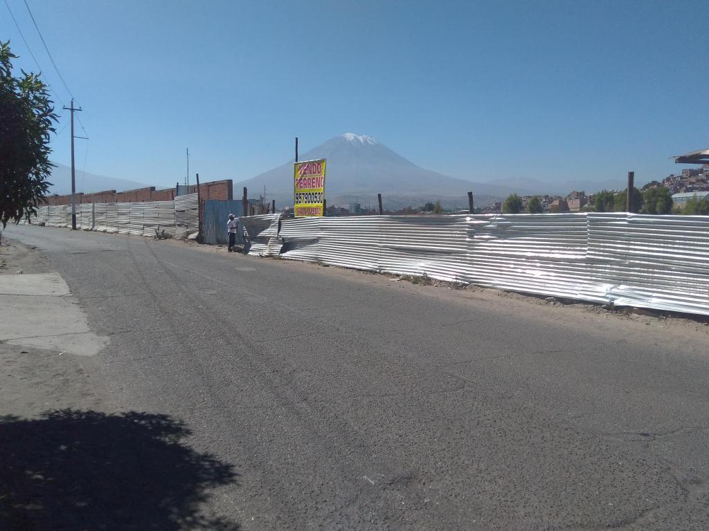 Terreno 1500 m2 al frente de cerro july FIA ideal cochera lavadero