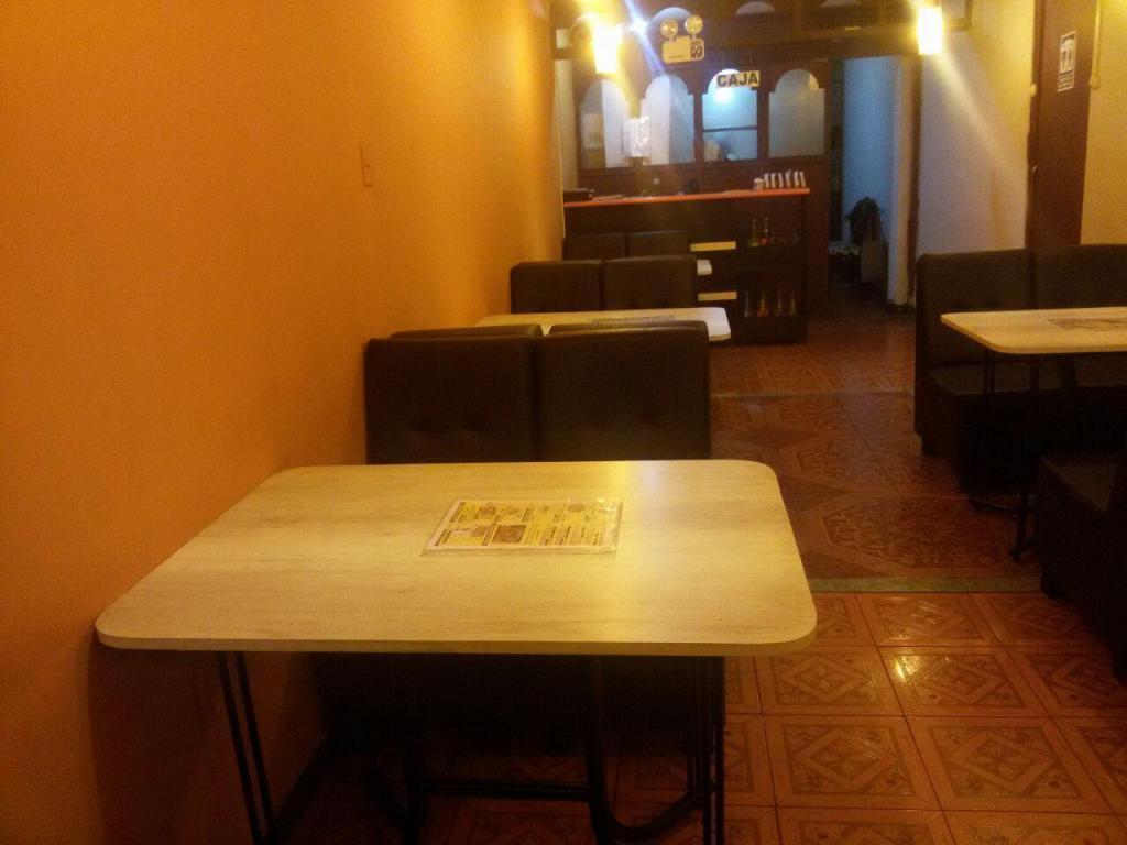 TRASPASO RESTAURANT Y POLLERIA EJECUTIVO