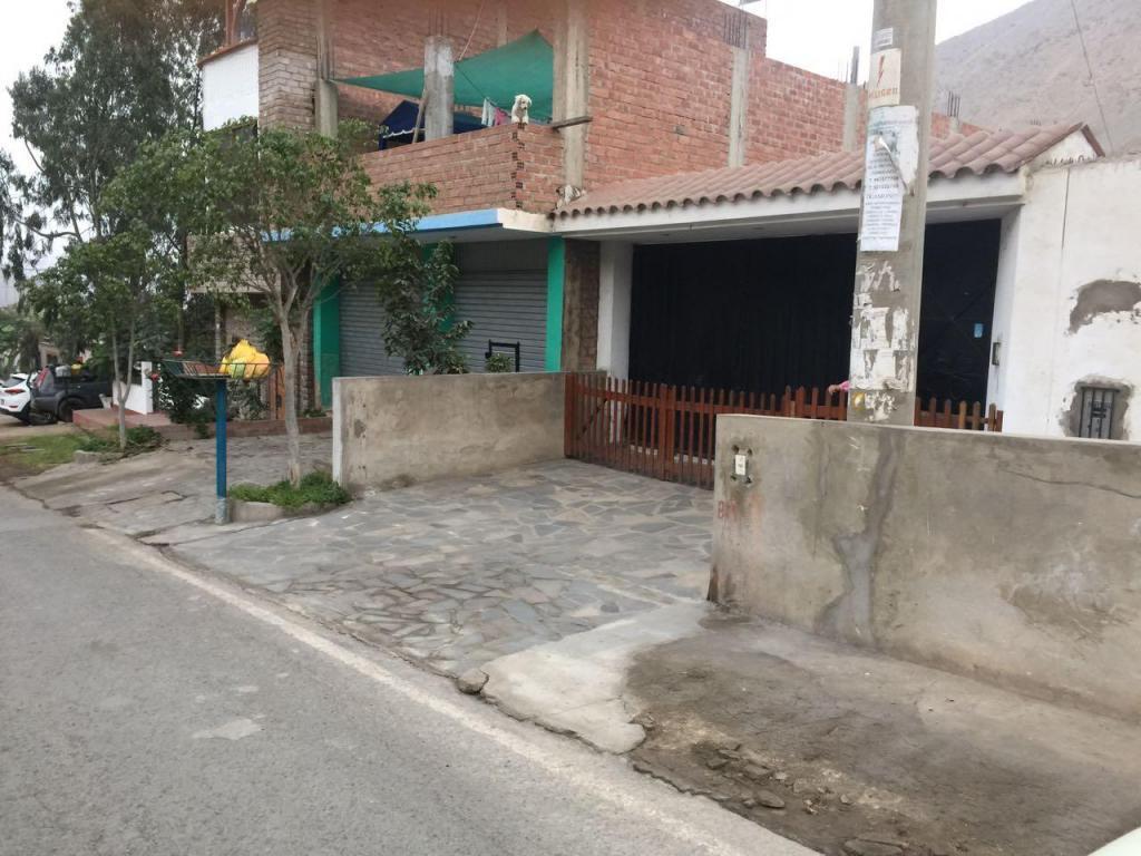 Se Vende Una Parte Del Terreno Cercado