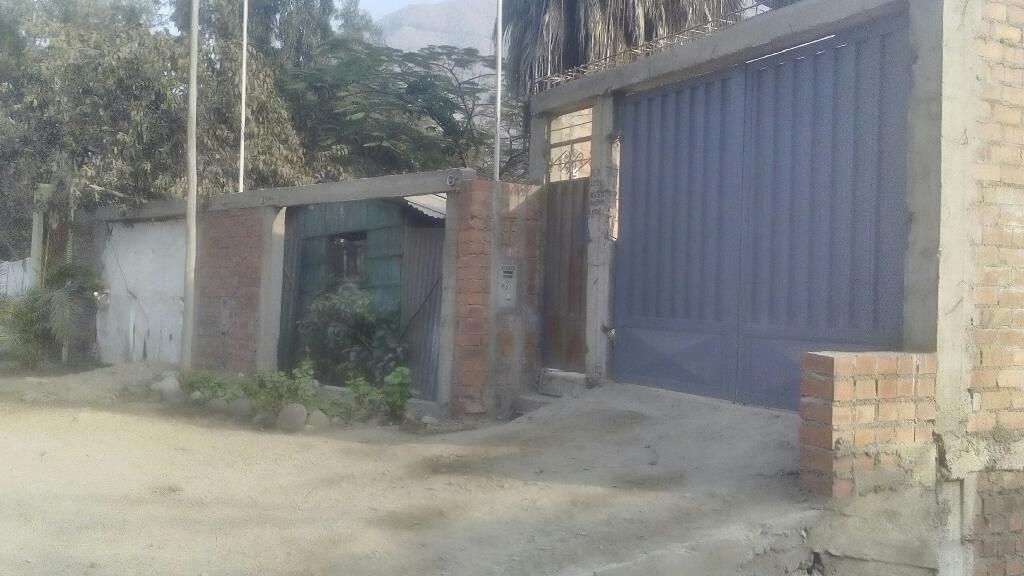 Vendo Casa De2 Pisos en Chosica