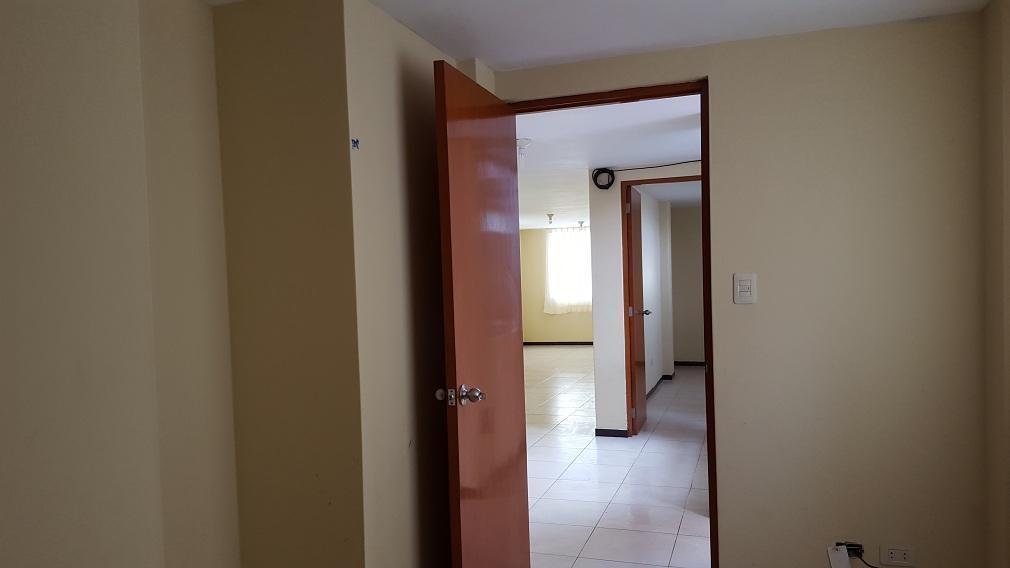 Alquiler departamento en cámana,3dormitorios,2baños,991502247