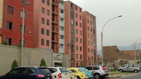 Alquiler de departamento con estacionamiento en Residencial Paseo Tomas Valle