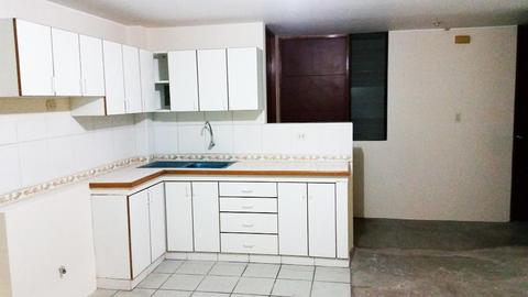 Departamento en alquiler semi amoblado con 2 habitaciones en San Juan de Miraflores