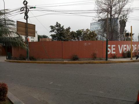 TERRENO DE 4330 M2 FRENTE AL JOCKEY PLAZA