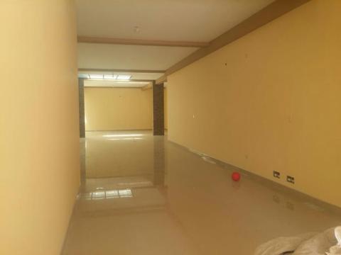 Vendo Local Comercial de 328m2