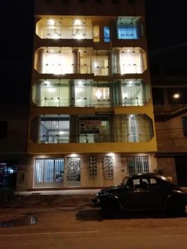 Venta de Edificio Multifuncional en Los Olivos
