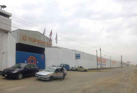 Venta de Local Industrial en Villa el Salvador