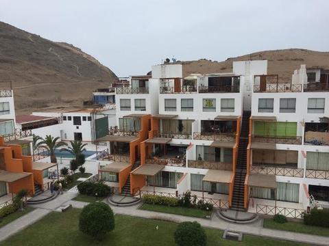 ALQUILER TEMPORAL Departamento de Playa en Condominio, Cerro Azúl
