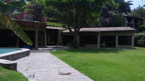 Alquilo Casa Planicie La Molina 2800 M²/ Piscina $2500. Empresarios