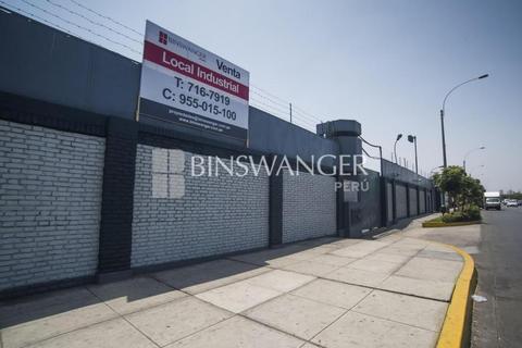 Venta de Local Industrial de 10000m² en Av. Venezuela Cercado de