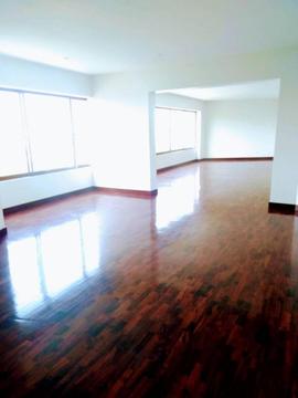 Alquiler de departamento Penthouse 514 m² con Piscina, Super Bien Ubicado en Alberto del Campo San Isidro