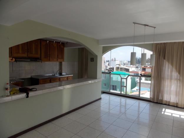 DUPCE01 En venta bonito departamento en Cercado