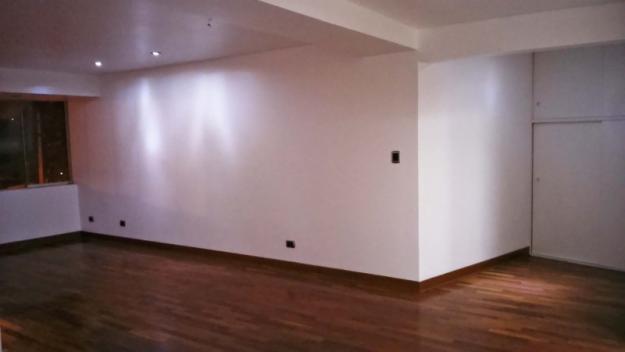 ALQUILAMOS LINDO DPTO EM URB CASUARINAS BAJA, SURCO AT120M2 AC120m2