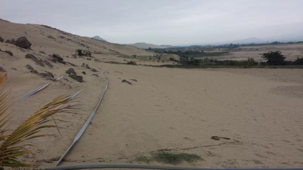 Terreno fértil en Trujillo Conache con tuberías que llevan agua