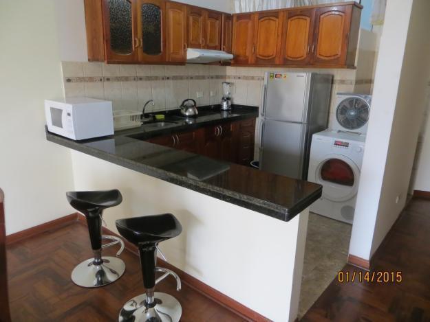 Alquilo departamento amoblado a siete cuadras al Malecon Grau Chorrillos, 2 dormitorios $800 por mes
