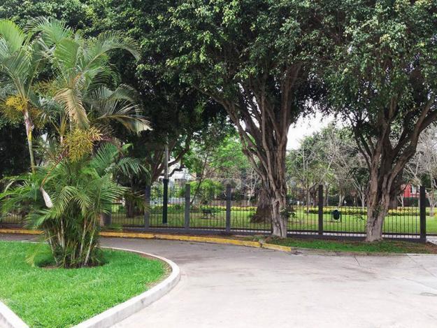 Lindo departamento en exclusiva zona de San Isidro con acceso al parque Ernesto Alayza Grundy