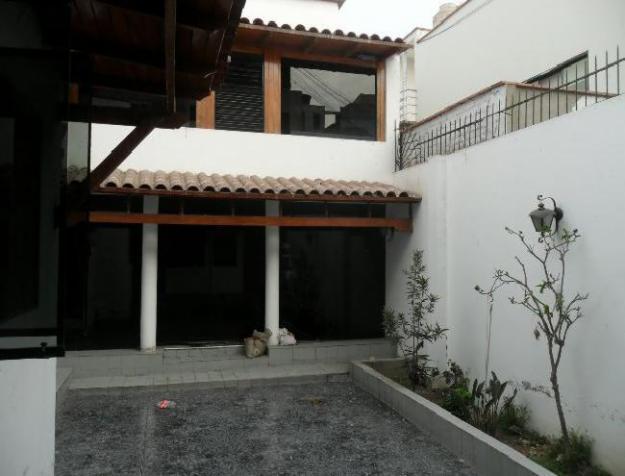 San Miguel Venta Excelente Casa De 3 Pisos Con Departamento Duplex $330,000 Usd