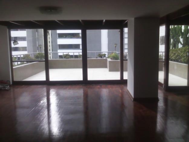 Alquilo duplex, departamento 240 m2 en San Isidro