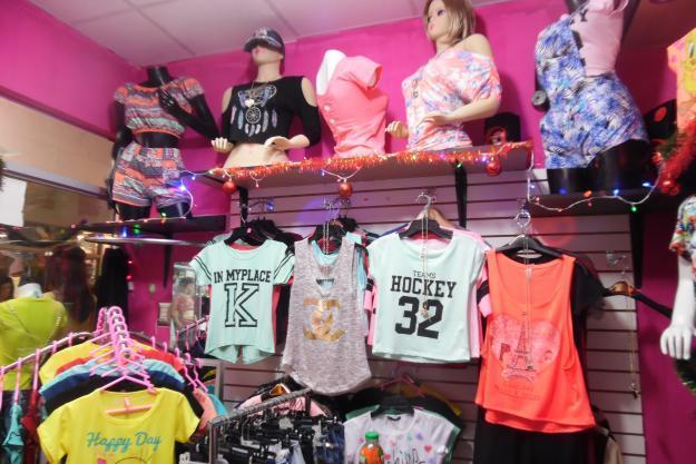 TRASPASO DE STAND ROPA DE DAMAS