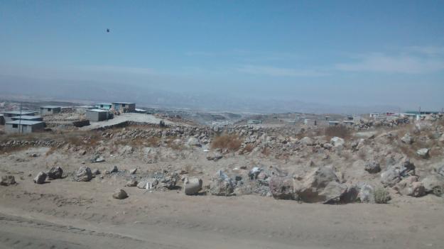 VENDO DOS TERRENOS JUNTOS EN el cono norte A  CADA UNO LLAMAR 959594554