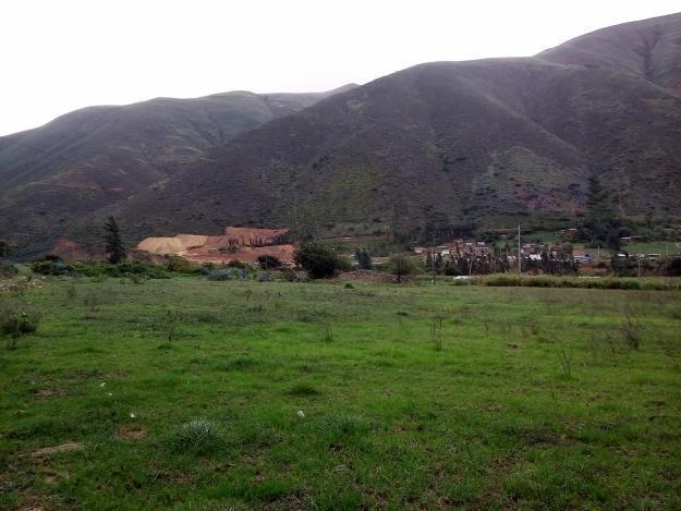 2,500 m2, 5,000 m2, 10,000 m2 en tomayquichua al lado de la granja Ecológica Lindero