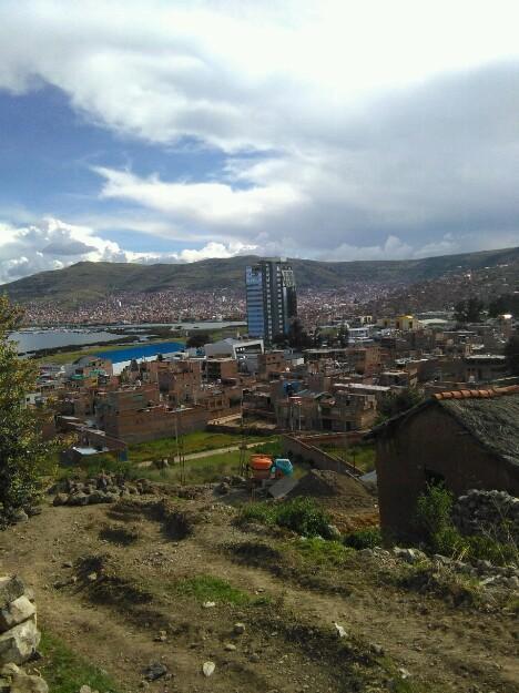 Vendo terreno en plena construcción de 117 m en el Jr. Sol de oro del barrio san José