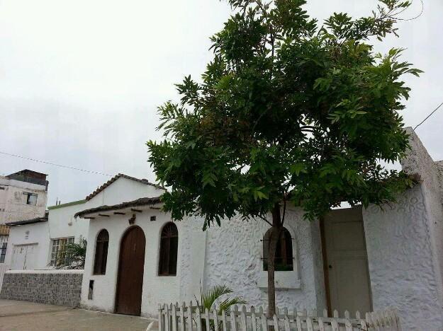 Casa en Punta Hermosa a 50 mts. De playa la Isla