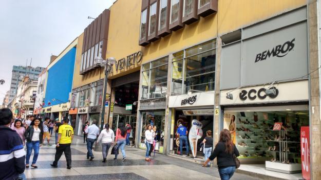 Ocasión, Remato Local para Tienda u Oficina en Jirón de la Unión, Galería Vía Veneto