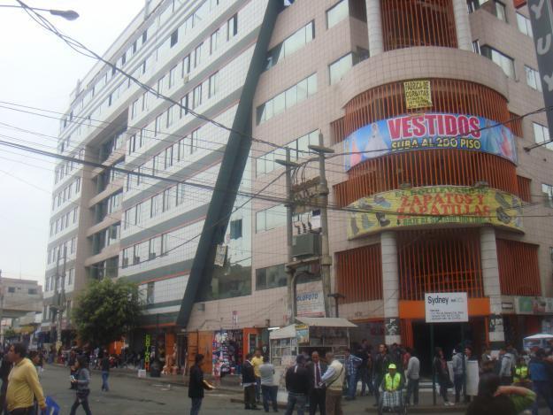 OPORTUNIDAD RENTABLE Y ASEGURADO NO LO DEJES PASAR GALERIA 1º PISO EMPORIO DE GAMARRA