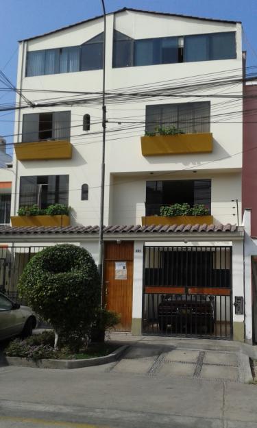 Vendo departamento en primer piso en San Borja US$. 220,000.00