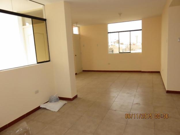 Departamento en Covicorti, cerca a UNT, Av. Nazareth, 110 m2