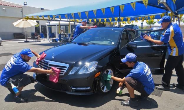 Busco local para car wash lavadero en Av. Dolores, Av. Parra, otros