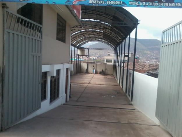 Vendo Local Comercial en la Prolong. Av. De la Cultura