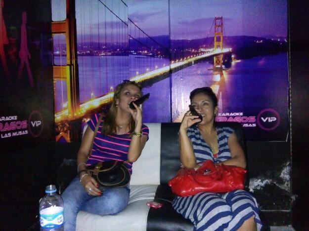 Ocasión traspaso disco karaoke frente a las musas