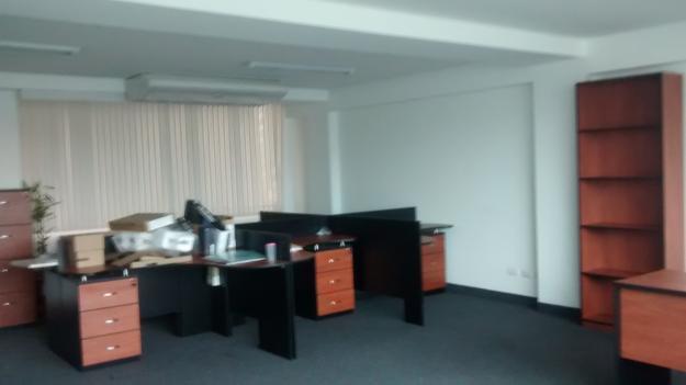 SAN BORJA, Av. Javier Prado Este. ALQUILO OFICINAS de 60 m2. frente al Hospítal del Niño