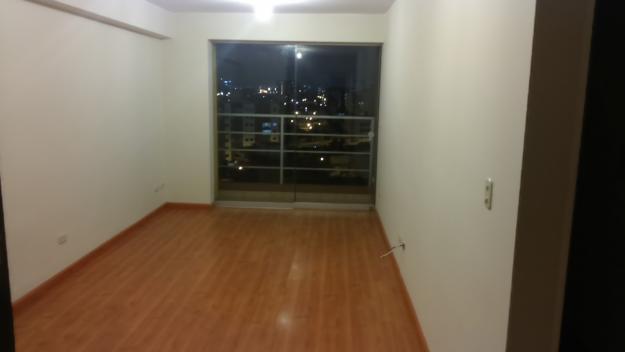 Vendo Excelente Departamento de 83 m2 en la Av. Bolivar cuadra 4, en Octavo Piso en la mejor zona de Pueblo Libre