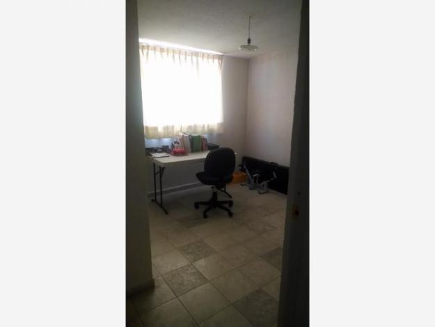 En renta departamento con 2 recamaras en Miraflores