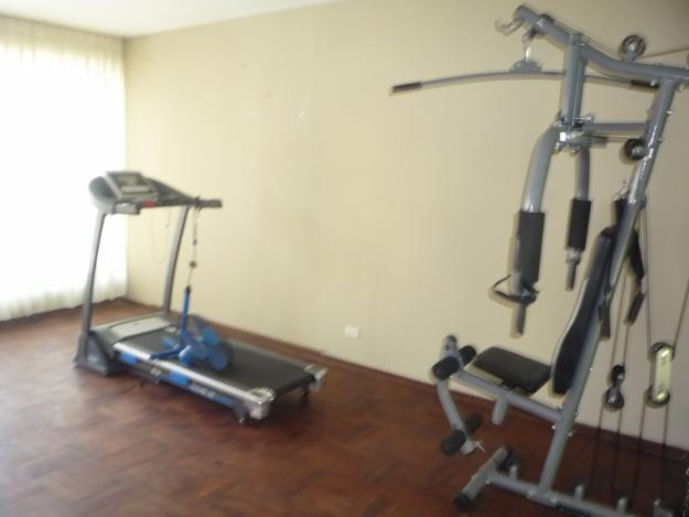 VENDO CASA EN CALIFORNIA 300M2 A PRECIO DE TERRENO, COSTADO DE AMPLIO PARQUE