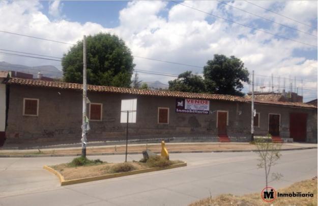 MI Inmobiliaria: VENDE TERRENO DE 1,638.17 m2 EN AV. FERROCARRIL 3 ESQUINAS EL TAMBO