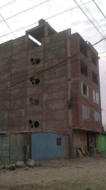 POR VIAJE SE VENDE EDIFICIO COMPLETO