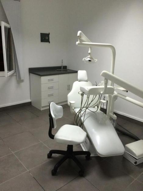 Alquilo un consultorio odontologico MIRAFLORES en clinica Dammert Dent