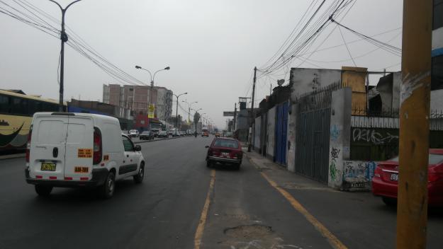 LOCAL COMERCIAL 17 AV COLONIAL