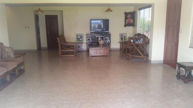 SE VENDE CASA EN CLUB DE PLAYA KM 27 PANAMERICANA SUR